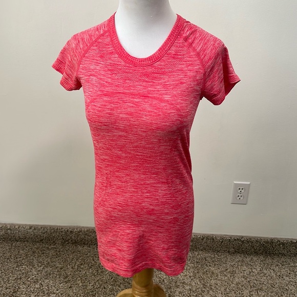 🌴 Lululemon Swiftly Tech SS Crew Shirt - Picture 1 of 5